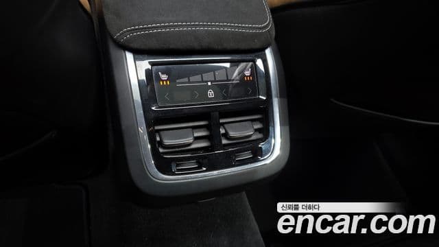 Volvo V60 Cross Country 2세대 B5 Pro AWD, 2021 19