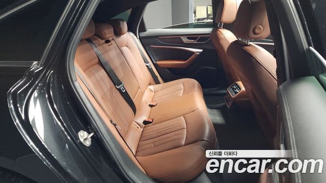 Audi A6 (C8) Premium, 2023 12