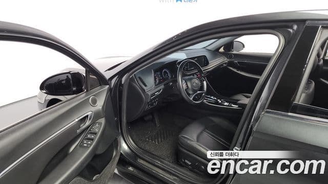 Hyundai Sonata (DN8) Premium Family, 2021 11