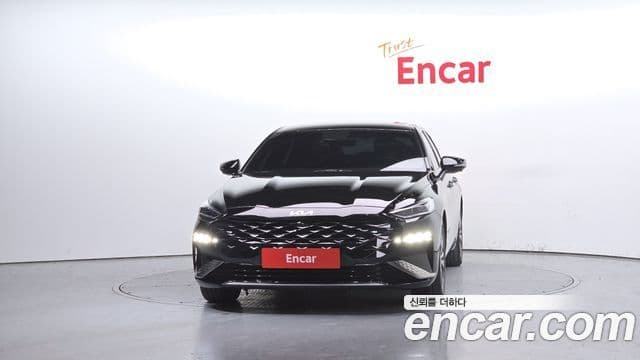 Kia K8 гибрид Signature, 2022 3