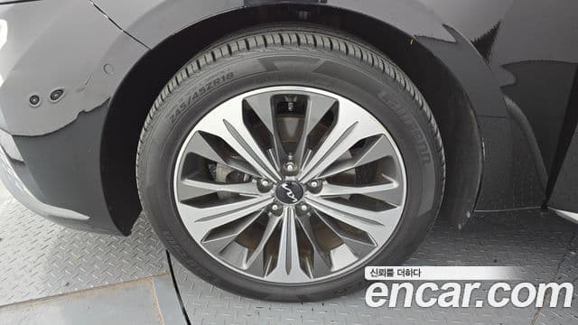 Kia K8 гибрид Signature, 2022 все фото