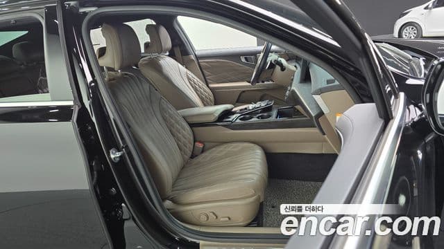 Kia K8 гибрид Signature, 2022 12