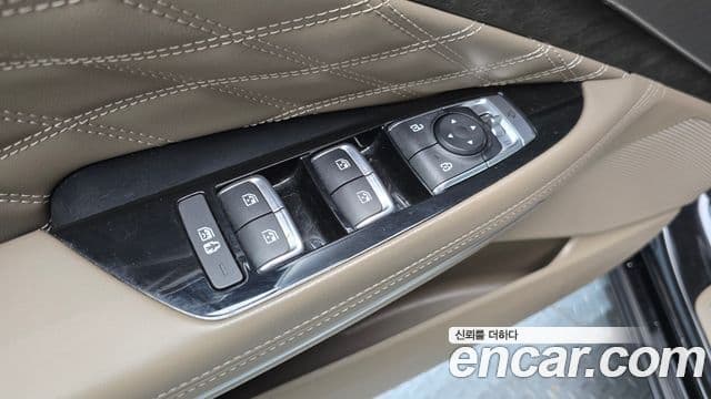 Kia K8 гибрид Signature, 2022 14