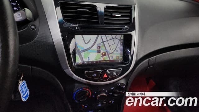 Hyundai Accent(новый кузов / новое поколение) Premier, 2012 14