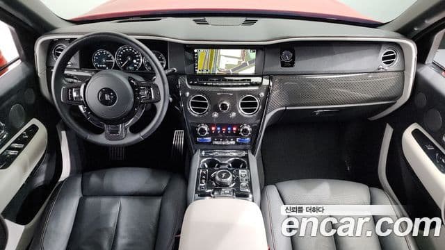 Rolls-Royce Cullinan 6.7 V12 чёрный эмблема, badge, 2023 7