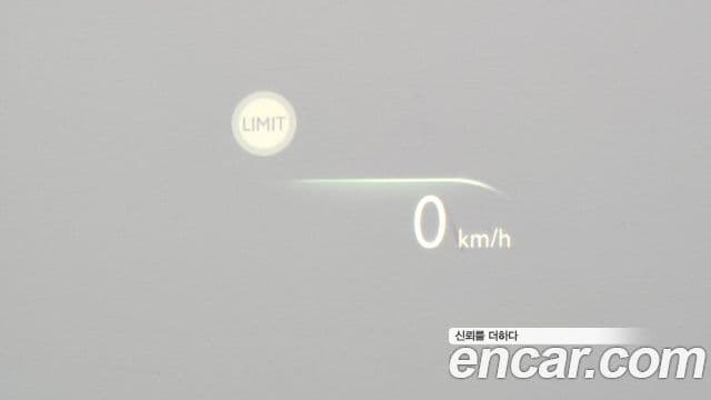 Rolls-Royce Cullinan 6.7 V12 чёрный эмблема, badge, 2023 17