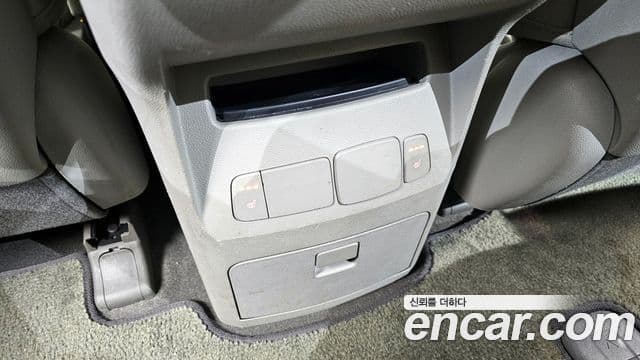 Kia All New Carnival Luxury, 2016 19