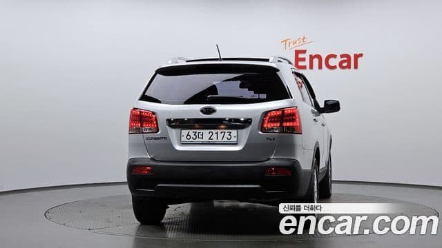 Kia Sorento R топовая версия, 2010 4