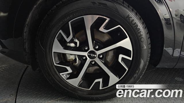 Kia Sportage 5세대 гибрид Signature 2WD, 2022 все фото