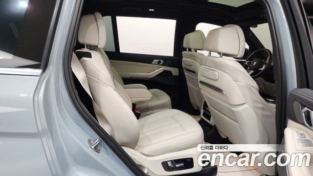 BMW X7 (G07) xDrive 40i M Sport 6인승, 2024 12