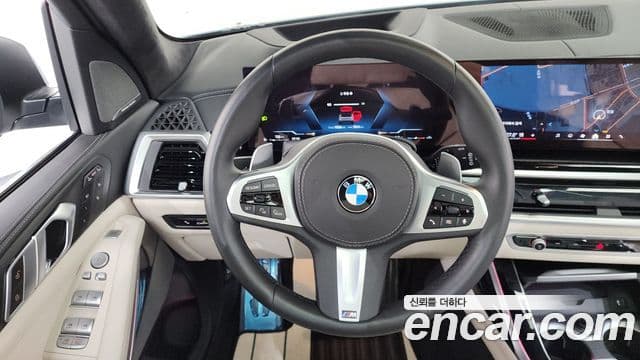 BMW X7 (G07) xDrive 40i M Sport 6인승, 2024 13