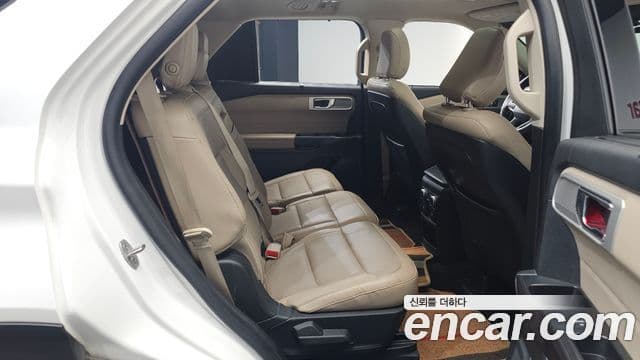 Ford Explorer 6세대 2.3 Limited 4WD, 2020 12