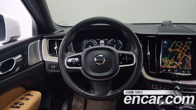 Volvo XC60 2세대 D5 Inscription, 2020 13
