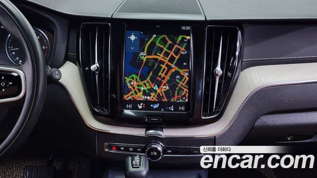 Volvo XC60 2세대 D5 Inscription, 2020 14
