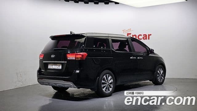 Kia All New Carnival Luxury, 2016 2