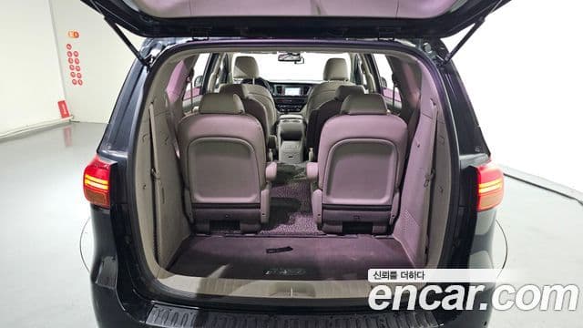 Kia All New Carnival Luxury, 2016 20