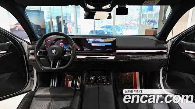 BMW 5시리즈 (G60) 530i xDrive M Sport, 2024 8