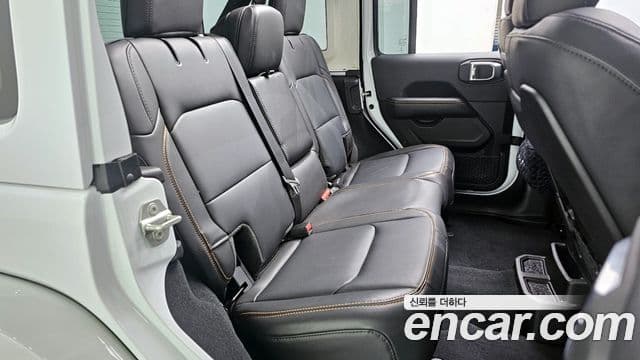 Jeep Wrangler (JL) 2.0 Sahara Power top 4도어, 2024 13