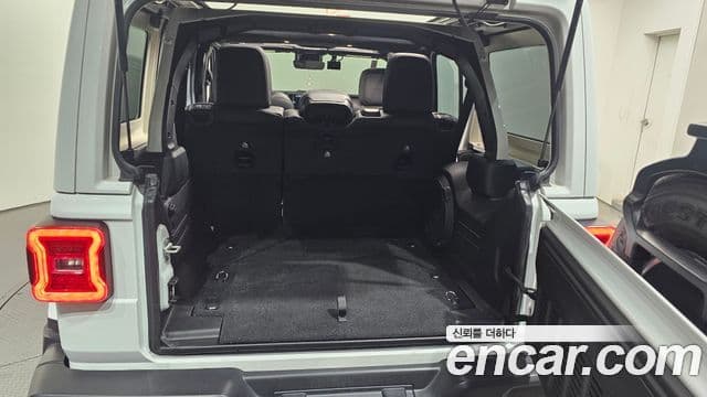 Jeep Wrangler (JL) 2.0 Sahara Power top 4도어, 2024 20