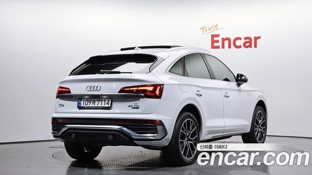 Audi Q5 (FY) 40 TDI Quattro Premium Sportback, 2022 2