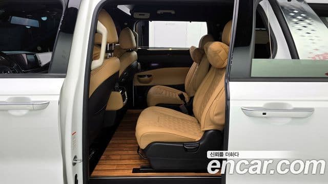 Kia Carnival 4세대 9인승 High Limousine(компания по спецнадстройкам), 2021 12