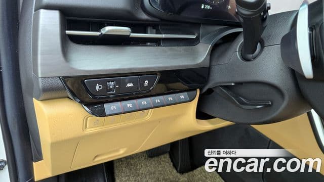 Kia Carnival 4세대 9인승 High Limousine(компания по спецнадстройкам), 2021 15