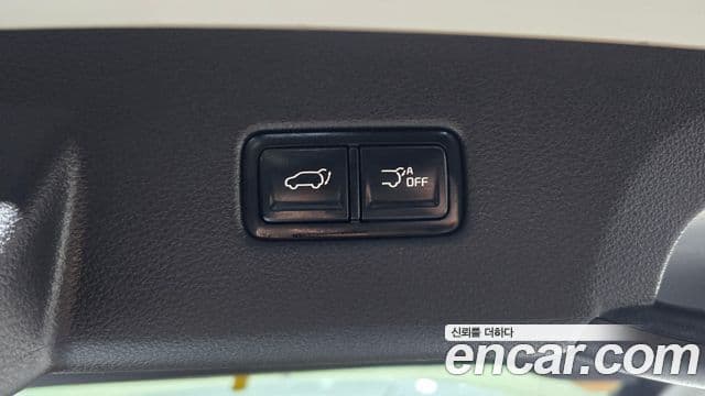 Kia Carnival 4세대 9인승 High Limousine(компания по спецнадстройкам), 2021 17