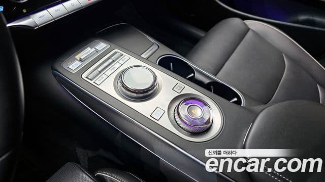 Genesis GV70, 2024 9