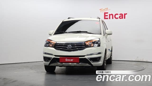 KG모빌리티(SsangYong) Korando 투리스모 4WD RX 9인승, 2017 3