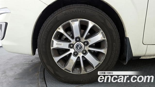 KG모빌리티(SsangYong) Korando 투리스모 4WD RX 9인승, 2017 все фото