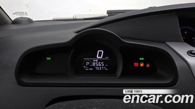 KG모빌리티(SsangYong) Korando 투리스모 4WD RX 9인승, 2017 8