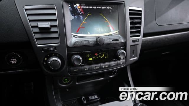 KG모빌리티(SsangYong) Korando 투리스모 4WD RX 9인승, 2017 15