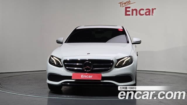 Mercedes-Benz E-класс W213 Avantgarde, 2020 3