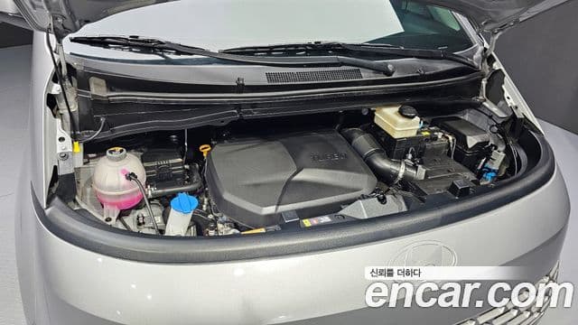 Hyundai Staria Modern, 2025 6