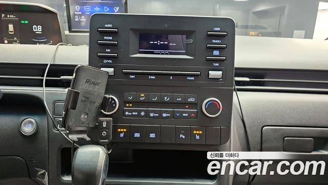 Hyundai Staria Modern, 2025 14