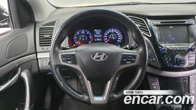 Hyundai The / новый New i40 살룬 PYL, 2016 13