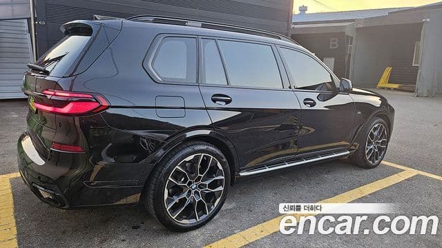 BMW X7 (G07) xDrive 40i M Sport 6인승, 2024 3