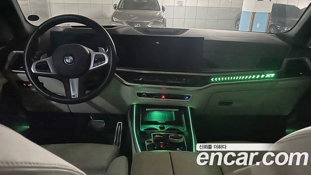 BMW X7 (G07) xDrive 40i M Sport 6인승, 2024 8