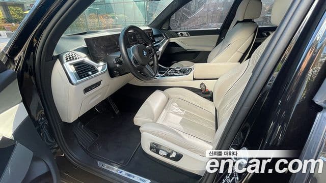 BMW X7 (G07) xDrive 40i M Sport 6인승, 2024 11