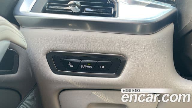 BMW X7 (G07) xDrive 40i M Sport 6인승, 2024 12
