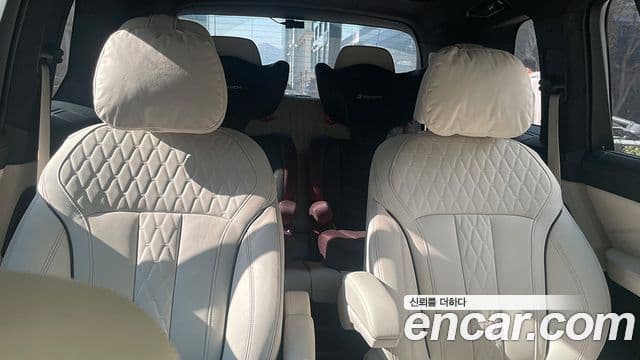 BMW X7 (G07) xDrive 40i M Sport 6인승, 2024 15