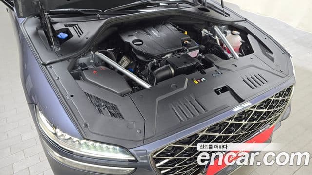 Genesis GV70, 2025 6