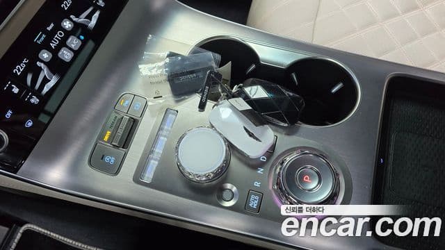 Genesis GV70, 2025 9