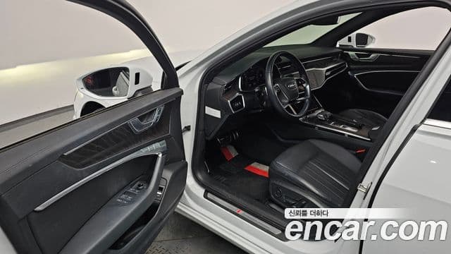 Audi A6 (C8) Premium, 2022 11