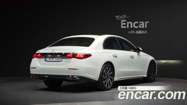 Mercedes-Benz E-класс W214 Exclusive, 2025 2