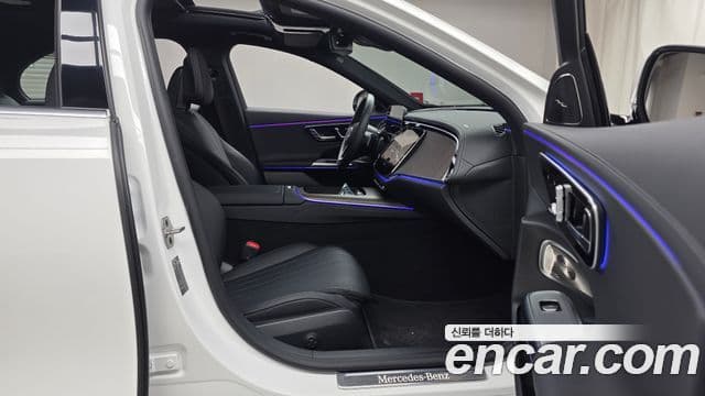 Mercedes-Benz E-класс W214 Exclusive, 2025 11