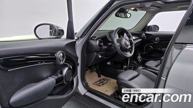 Mini Cooper 3세대, 2022 11