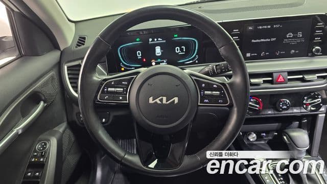 Kia The / новый New Seltos Prestige, 2023 13