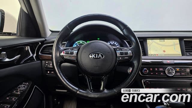 Kia All New K7 гибрид Prestige, 2017 14