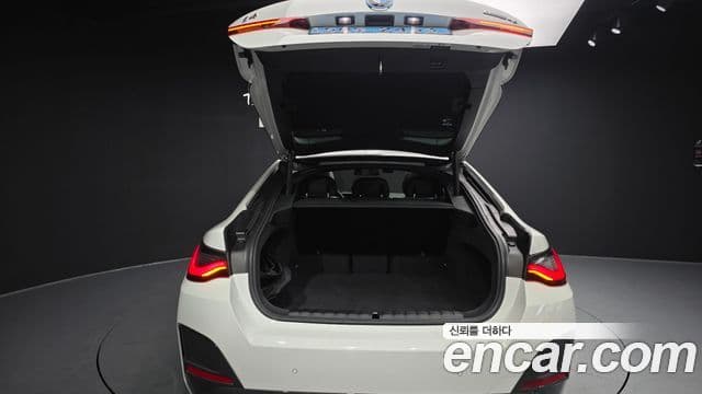 BMW i4 eDrive40 M Sport Pro, 2024 20